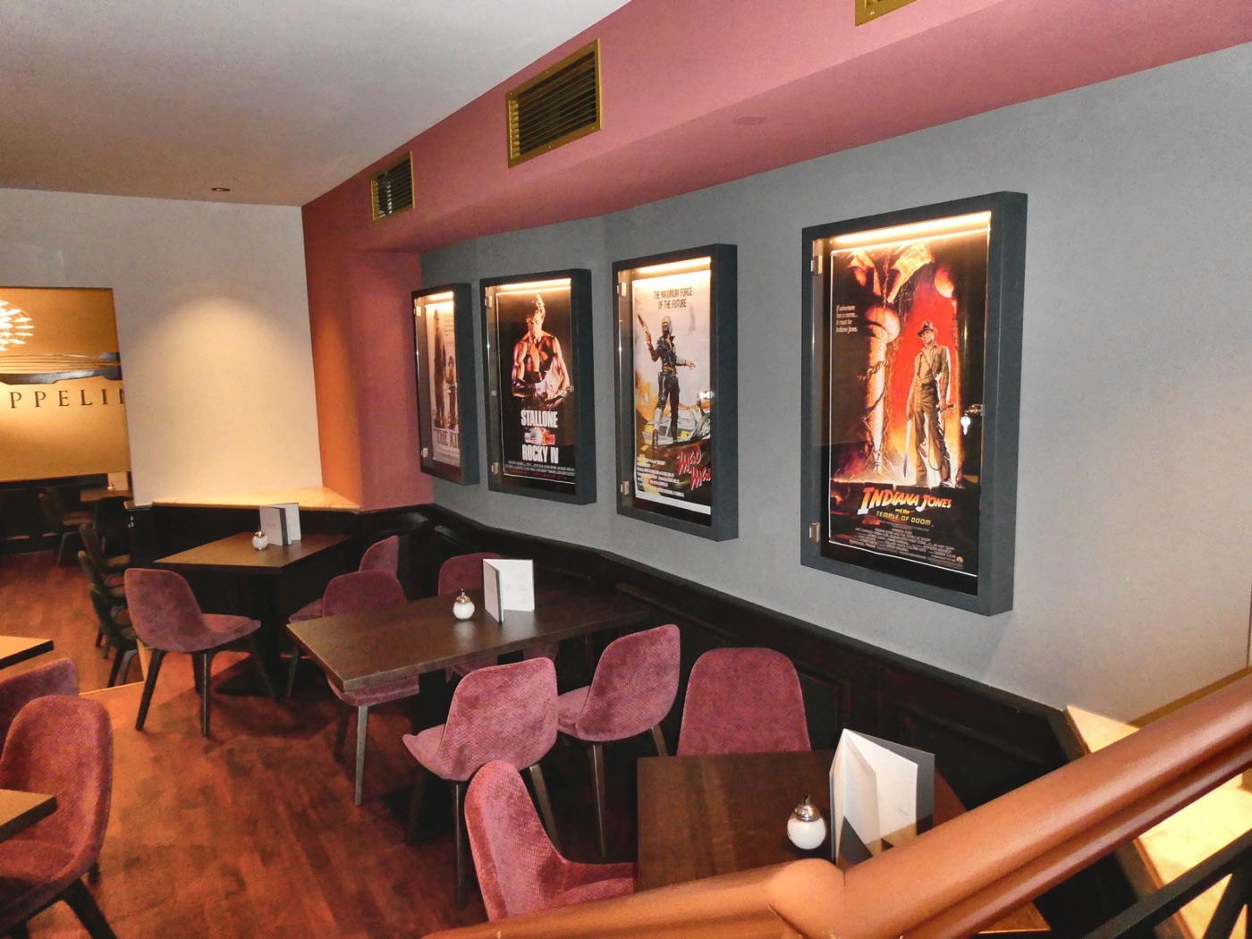 Die Ecke mit Filmplakaten — Rocky, Indiana Jones